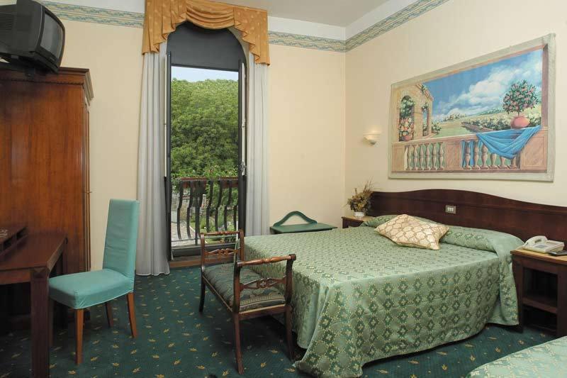 Hotel Castello Modena Camera foto
